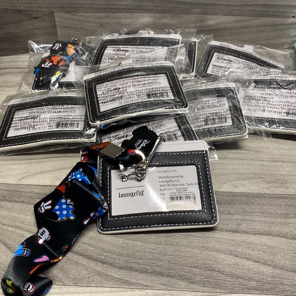 Loungefly Disney Sensational Six Lanyard With Cardholder - Picture 4 of 6